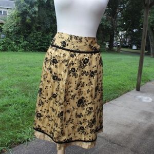 Anthropologie viola gold skirt velvet floral